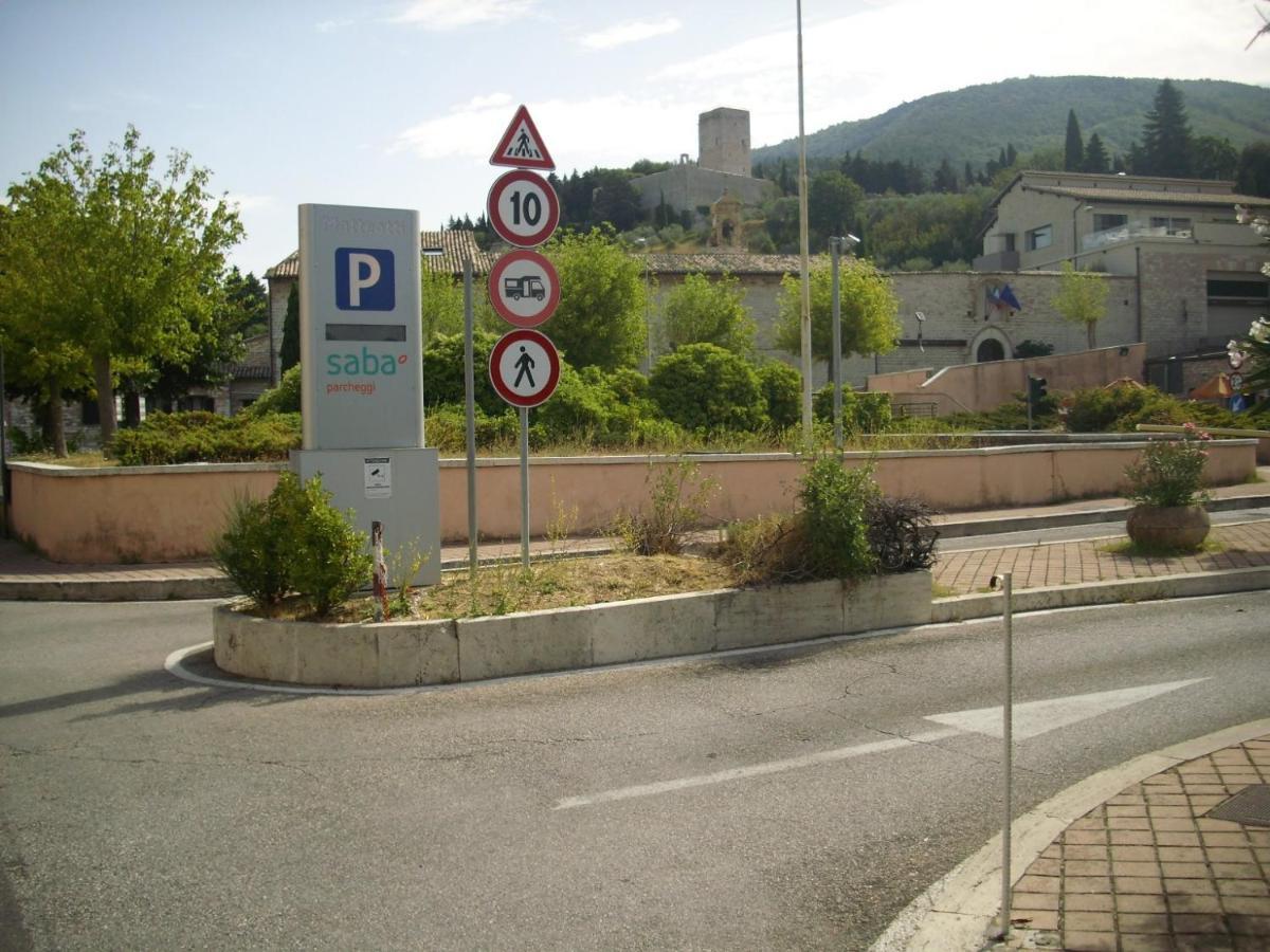 Residenza Vicolo Bovi Assisi Διαμέρισμα Εξωτερικό φωτογραφία